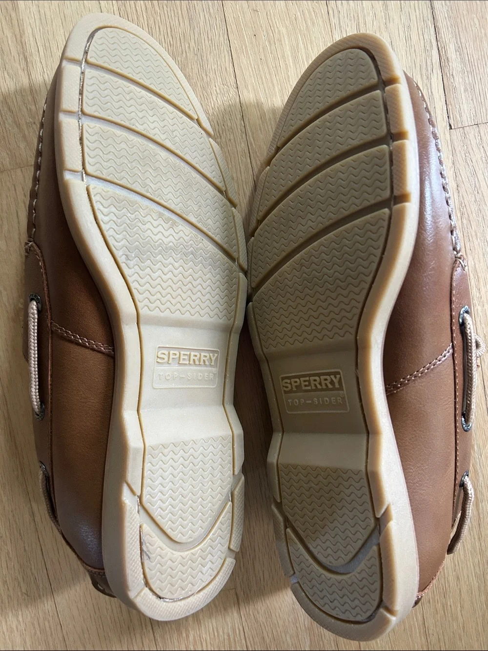 Sperry NWOT Men’s Tan Leather Boat Shoes - Classic Top Sider Lace-Up, Size 9